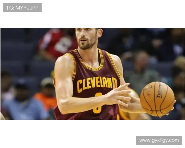 雷霆Vs森林狼对决解析：状态起伏与赛场本能博弈的巅峰较量前瞻